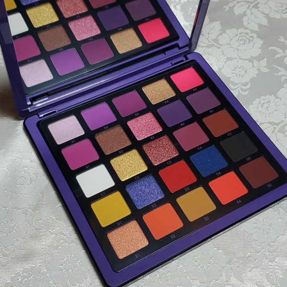 ABH NORVINA Pro Pigment Palette Vol. 1 - Picture 2 of 9